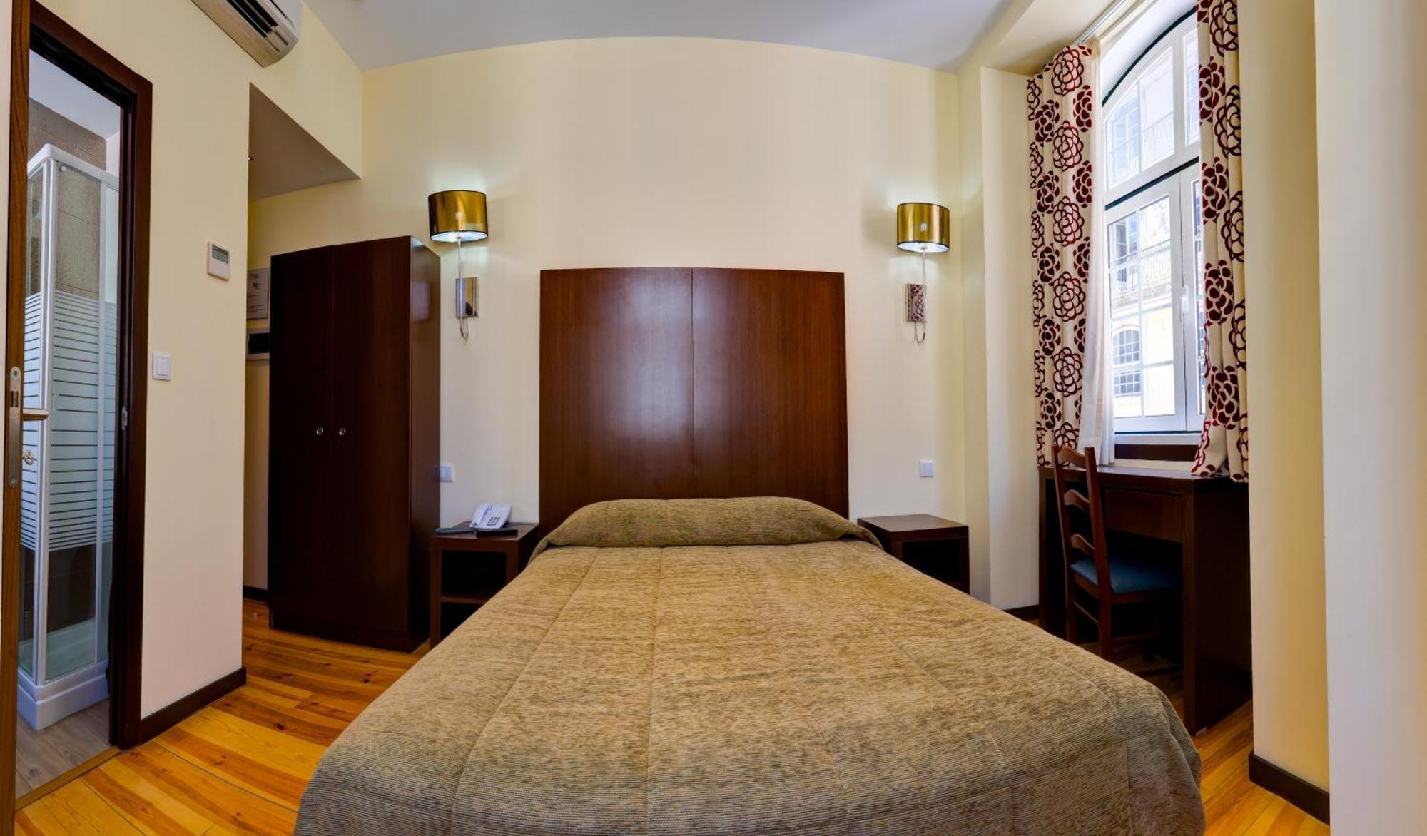 Double Room,1274371351:JPEG